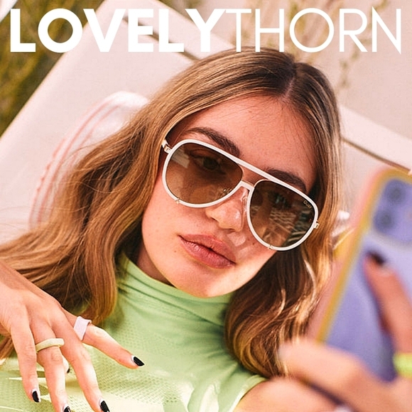 QUAY // ltd ed luxe combination white/gold frames brown polarized lens aviators - Picture 5 of 16